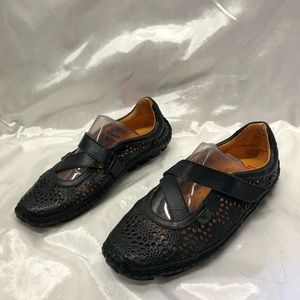 ❌SOLD❌ Pialinos  size 7
